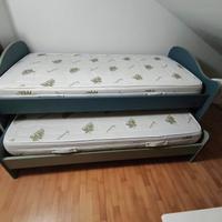Titolo: Letto estraibile doppio (2 posti) + 2 mate