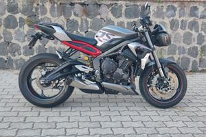 TRIUMPH STREET TRIPLE 765 RS
