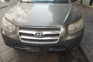 Macchina Hyundai Santafe