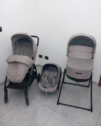 Trio inglesina electra