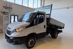 IVECO Daily 35C16H BTor3.0HPT PC-RGCabinato riba
