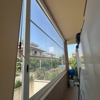 Tenda a caduta in pvc avvolgibile