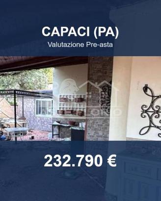 Immobile in asta di 281 m² con più di 5 locali a C