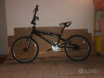 BMX zaina