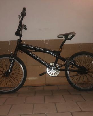 BMX zaina