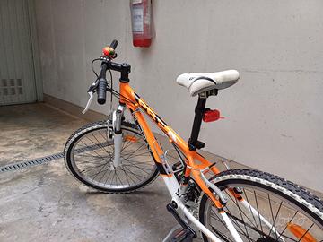 mountan bike ragazzo