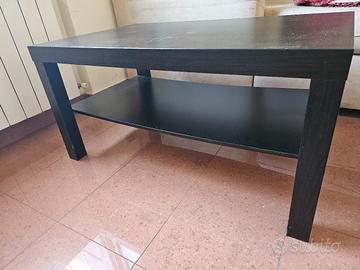Tavolino da salotto nero con ripiano inferiore