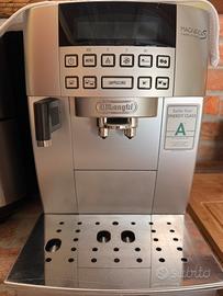 De Longhi Magnifica S