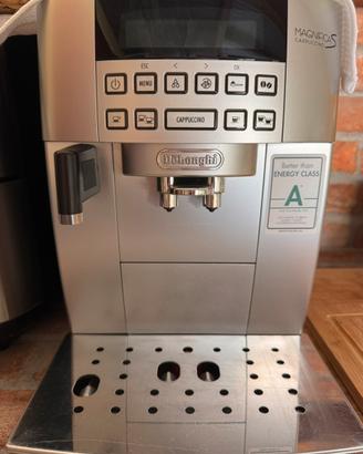 De Longhi Magnifica S