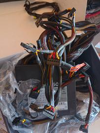 Alimentarore pc CORSAIR 600 watt