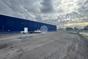 NEGOZIO A CASTEL MELLA