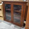 codice-258559-vetrina-2-ante-stile-classico-in-l