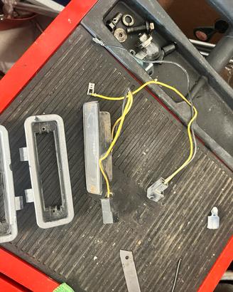 Luce targa fiat barchetta