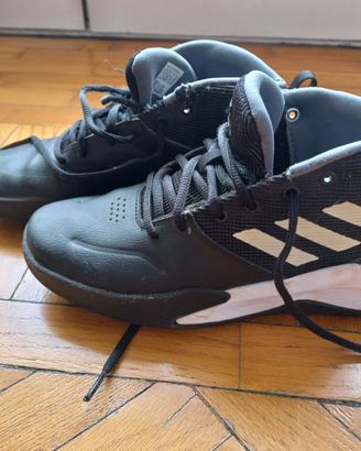 Scarpe basket Adidas n. 36
