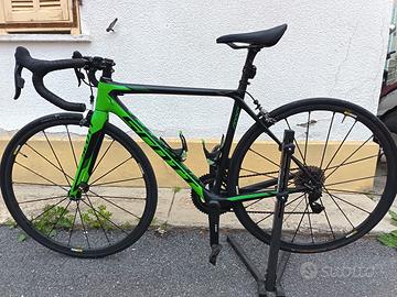 bici da corsa SCOTT 