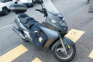 Honda Silver Wing 600 - 2005