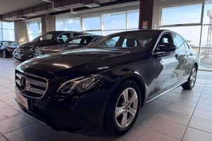 Mercedes-Benz Classe E E220d Auto Sport