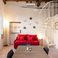 ?Bastione, ampio loft su due piani, zona Castello