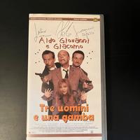 Vhs “3 uomini e una gamba”