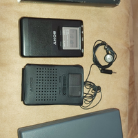 Sony icf m703
