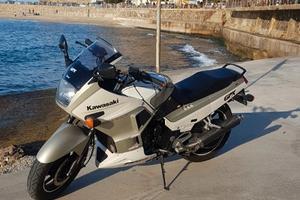 Kawasaki GPX 750 - 1987