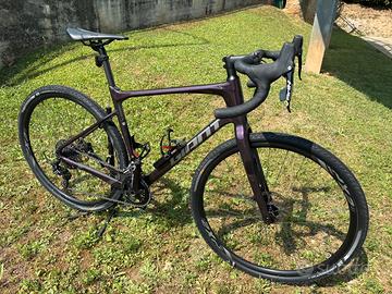 GRAVEL GIANT REVOLT ADVANCED 1 Carbon
