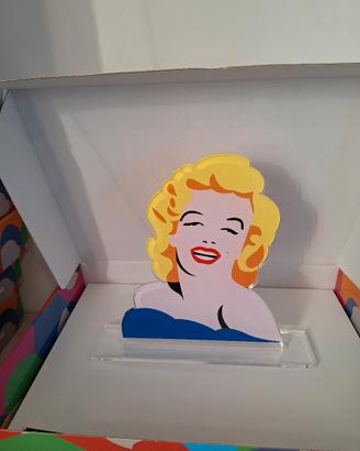 marco lodola, statuetta in plexiglass marilyn 