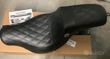Harley Softail sella Saddlemen