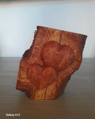 Scultura in legno di pero