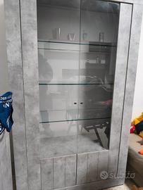 PARETE ATTREZZATA + MADIA + VETRINA