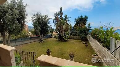 VILLA SAN GIOVANNI villetta condizionata con giard