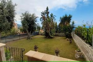 VILLA SAN GIOVANNI villetta condizionata con giard