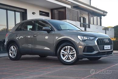 Audi Q3 35 TDI S tronic Business