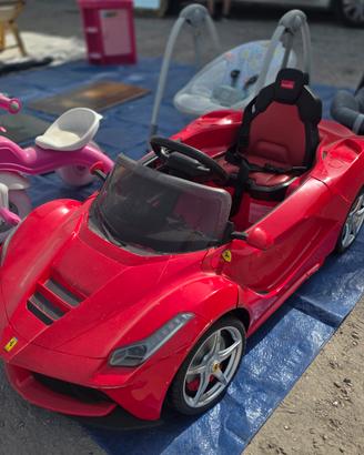 Ferrari elettrica bambino