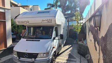 Rimor Super Brig 728 su meccanica Mercedes