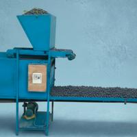 Macchina cernita mirtilli selvatici