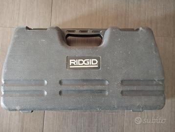 Livella laser  RIDGID con cavalletto