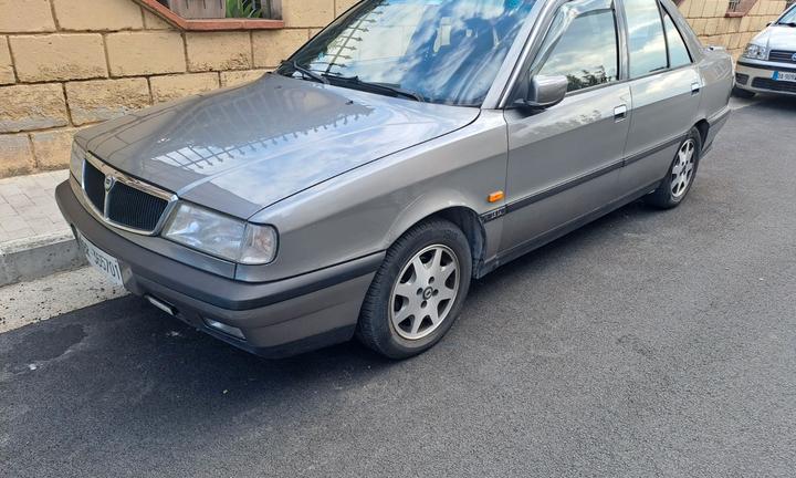 Auto lancia dedra 1800 i.e