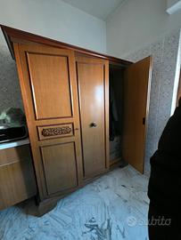 armadio 3 ante e 3 cassetti