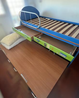 Letto  a castello con scrivania a scomparsa