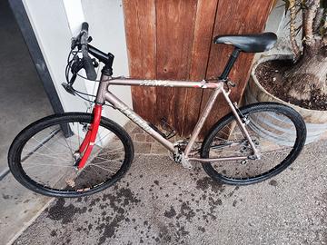 Mountain bike 