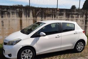 Toyota Yaris 1.0 Lounge