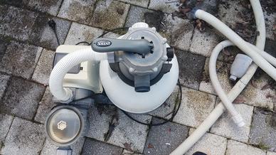 Filtro a sabbia INTEX da 10,5 m³/h per piscina