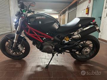 Ducati monster 796