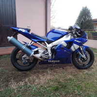 Yamaha R1 2000