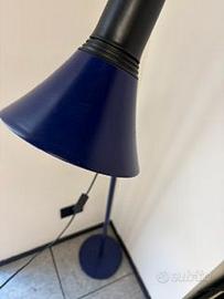 Lampada da terra vintage di IKEA