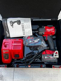 Avvitatore ad impulsi Milwaukee M18 754 nm