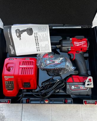 Avvitatore ad impulsi Milwaukee M18 754 nm