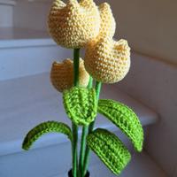 4 tulipani gialli uncinetto 