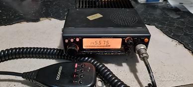 Ricetrasmettitore VHF